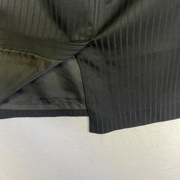 Black Skirt No brand inside lining zipper with small slip slid size 14 Pre-owned - Picture 9 of 12